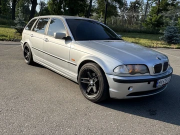 Авто BMW 3 Серия 2001 № 8935380