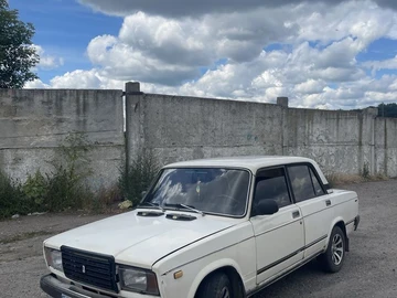 Авто ВАЗ 2107 1990 № 8935384