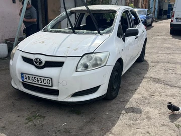 Авто Toyota Auris 2009 № 8935480