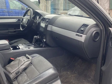 Авто Volkswagen Touareg 2006 № 8935500
