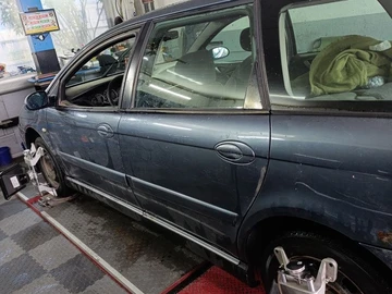 Авто Citroen C5 2006 № 8935529