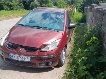 Авто Mitsubishi Colt 2007 № 8935577