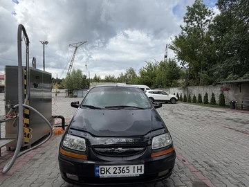 Авто Chevrolet Aveo 2005 № 8935591