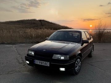 Авто Opel Vectra 1992 № 8935592