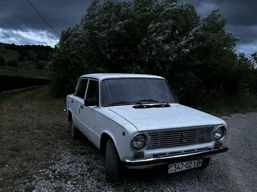 Авто ВАЗ 2101 1984 № 8935605