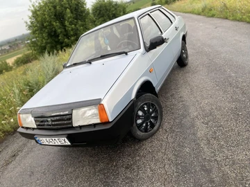 Авто ВАЗ 21099 2004 № 8935780