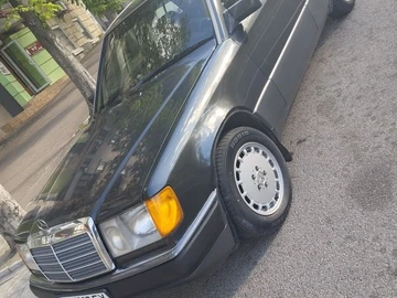 Авто Mercedes W124 1992 № 8935781