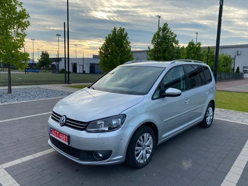 Авто Volkswagen Touran 2011 № 8935826