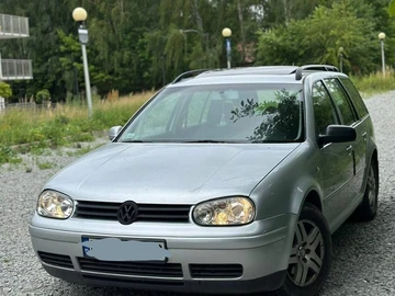 Авто Volkswagen Golf 2001 № 8935916