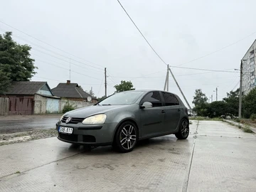 Авто Volkswagen Golf 2005 № 8935979