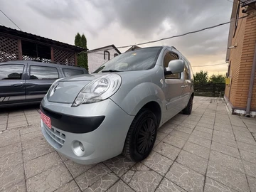 Авто Renault Kangoo Passenger 2011 № 8936276