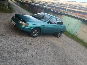 Авто ВАЗ 2110 2000 № 8936286