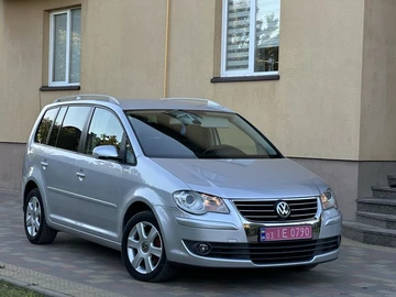 Авто Volkswagen Touran 2006 № 8936316