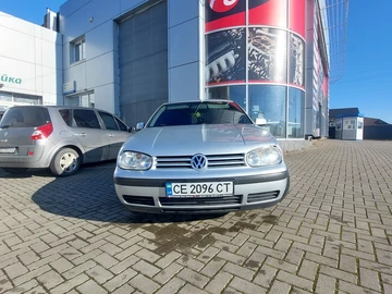 Авто Volkswagen Golf 2002 № 8936349