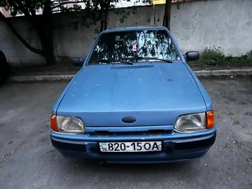 Авто Ford Escort 1988 № 8936372