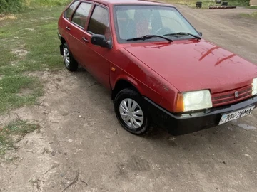 Авто ВАЗ 2109 1998 № 8936389