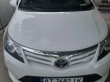 Авто Toyota Avensis 2012 № 8936395
