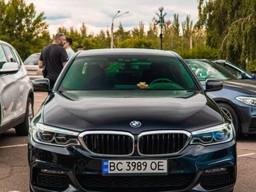 Авто BMW 5 Серия 2018 № 8936471