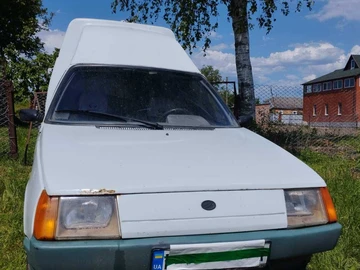 Авто ЗАЗ Таврия 2004 № 8936660