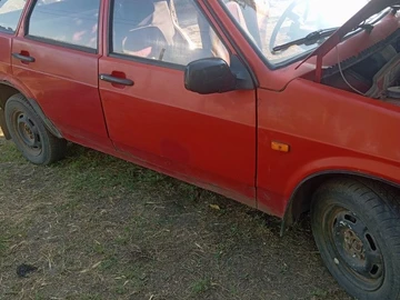 Авто ВАЗ 2109 1995 № 8936627