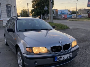 Авто BMW 3 Серия 2003 № 8936675