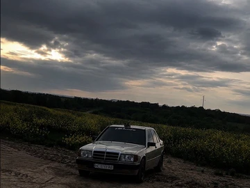 Авто Mercedes 190 1985 № 8936703