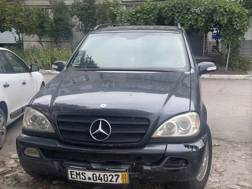 Авто Mercedes Ml Серия 2002 № 8936768