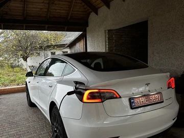 Авто Tesla Model 3 2020 № 8936913