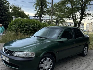 Авто Opel Vectra 1996 № 8936947