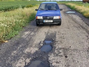 Авто ВАЗ 2109 1989 № 8936993