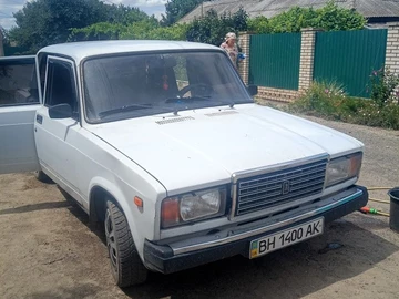 Авто ВАЗ 2107 2005 № 8937077