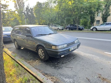 Авто Mazda 626 1991 № 8937157