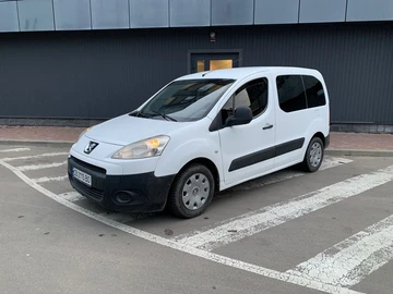 Авто Peugeot Partner 2009 № 8937225