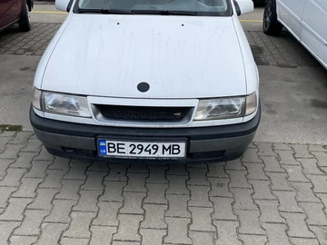 Авто Opel Vectra 1989 № 8937305
