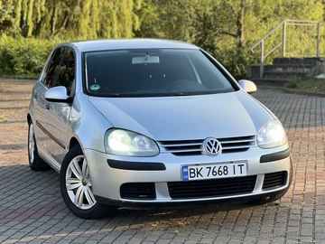 Авто Volkswagen Golf 2003 № 8937346