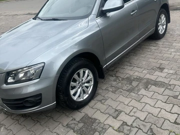 Авто Audi Q5 2010 № 8937448
