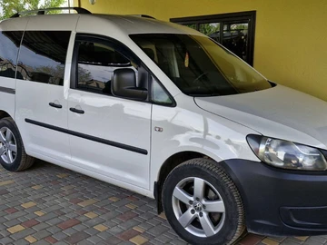 Авто Volkswagen 1600 2011 № 8937518