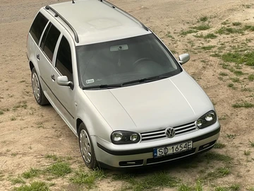 Авто Volkswagen Golf 2001 № 8937522