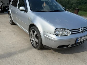 Авто Volkswagen Golf 2001 № 8937689