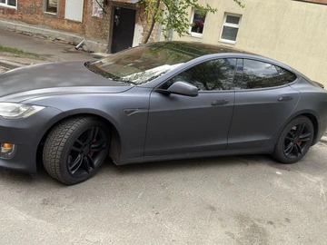 Авто Tesla Model S 2015 № 8937723