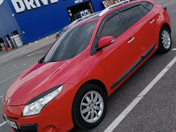 Авто Renault Megane 2010 № 8937799