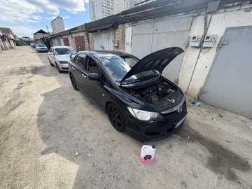 Авто Honda Civic 2008 № 8937817
