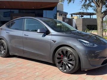 Авто Tesla Roadster 2022 № 8937838