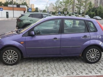 Авто Ford Fiesta 2007 № 8937871