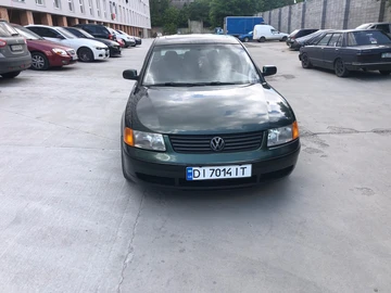 Авто Volkswagen Passat Sedan 1997 № 8937920