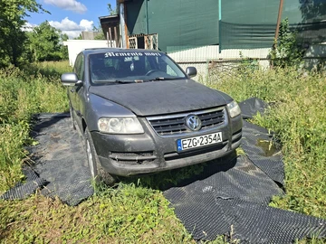 Авто Volkswagen Touareg 2004 № 8937947