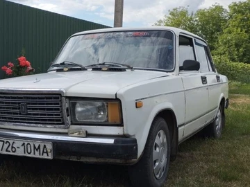 Авто ВАЗ 2107 1993 № 8938021
