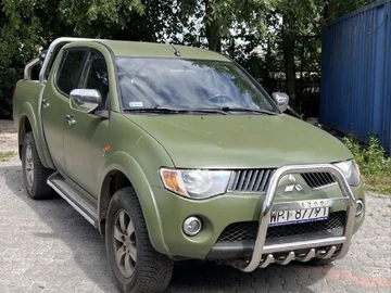 Авто Mitsubishi L 200 2006 № 8938184