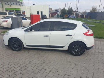 Авто Renault Megane 2012 № 8938195