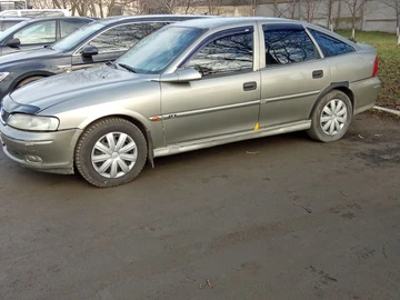 Авто Opel Vectra 1999 № 8938215